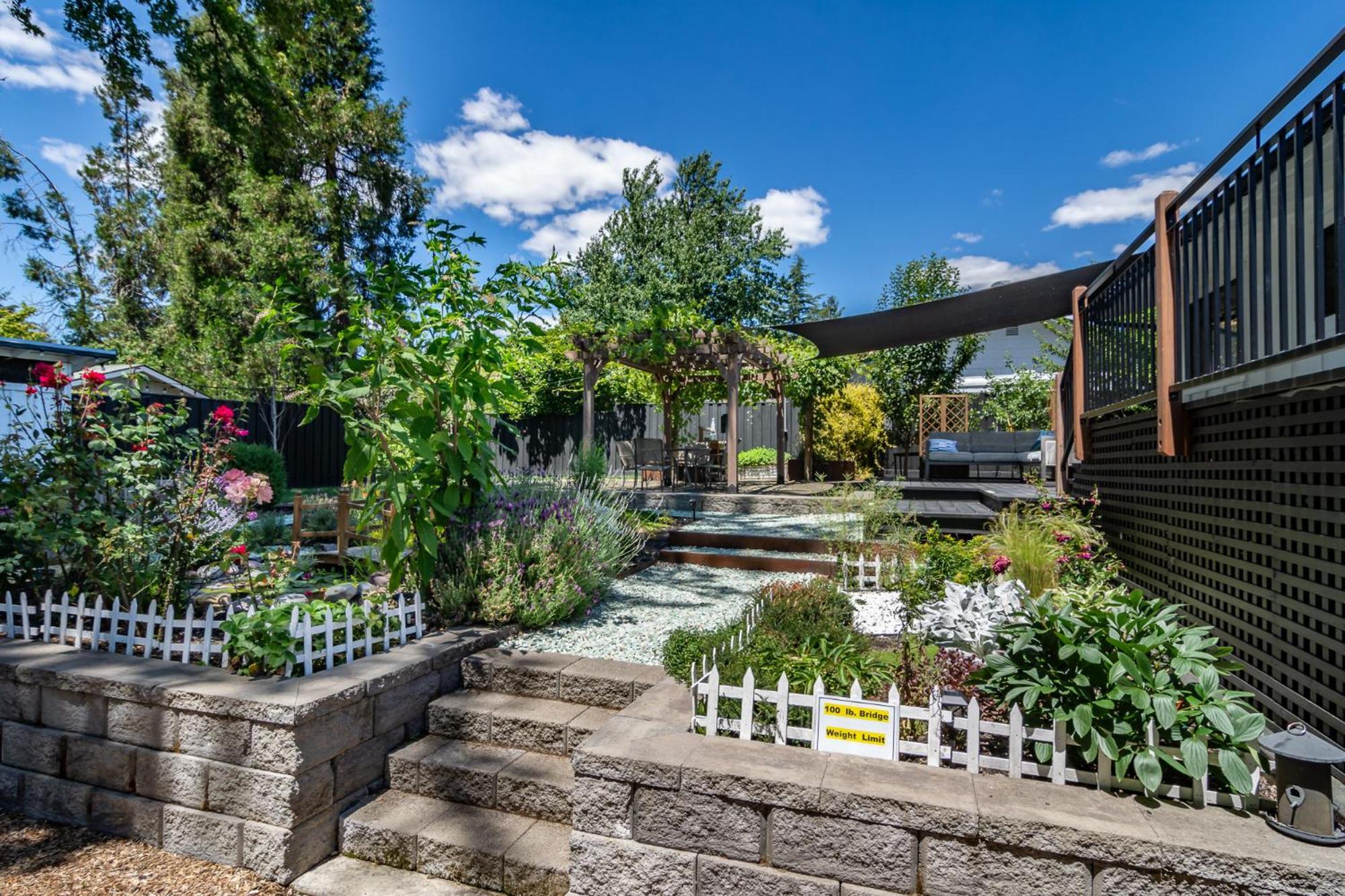 Hotel Chic Rv Retreat, Stunning Yard In Roseburg Exteriér fotografie