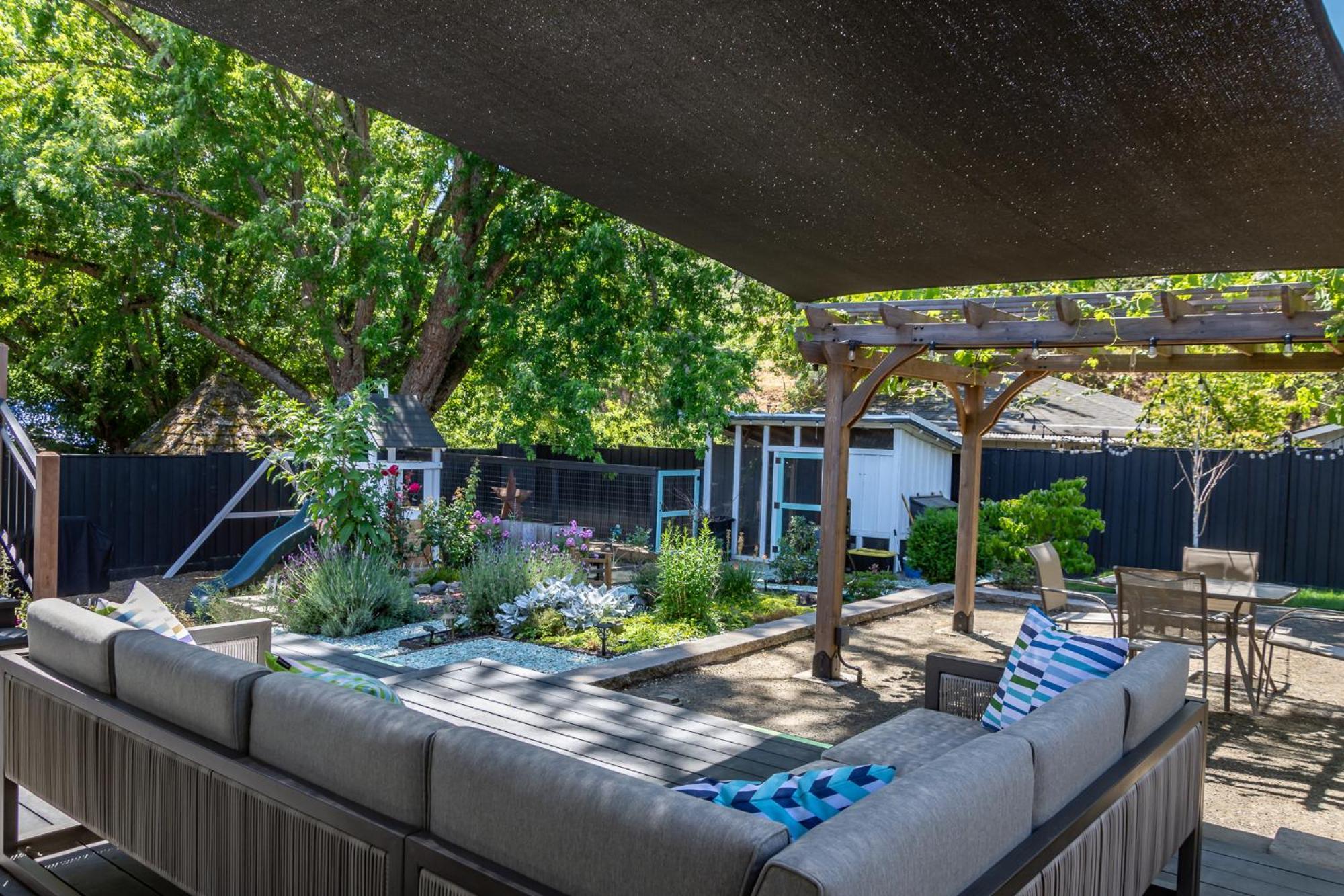 Hotel Chic Rv Retreat, Stunning Yard In Roseburg Exteriér fotografie
