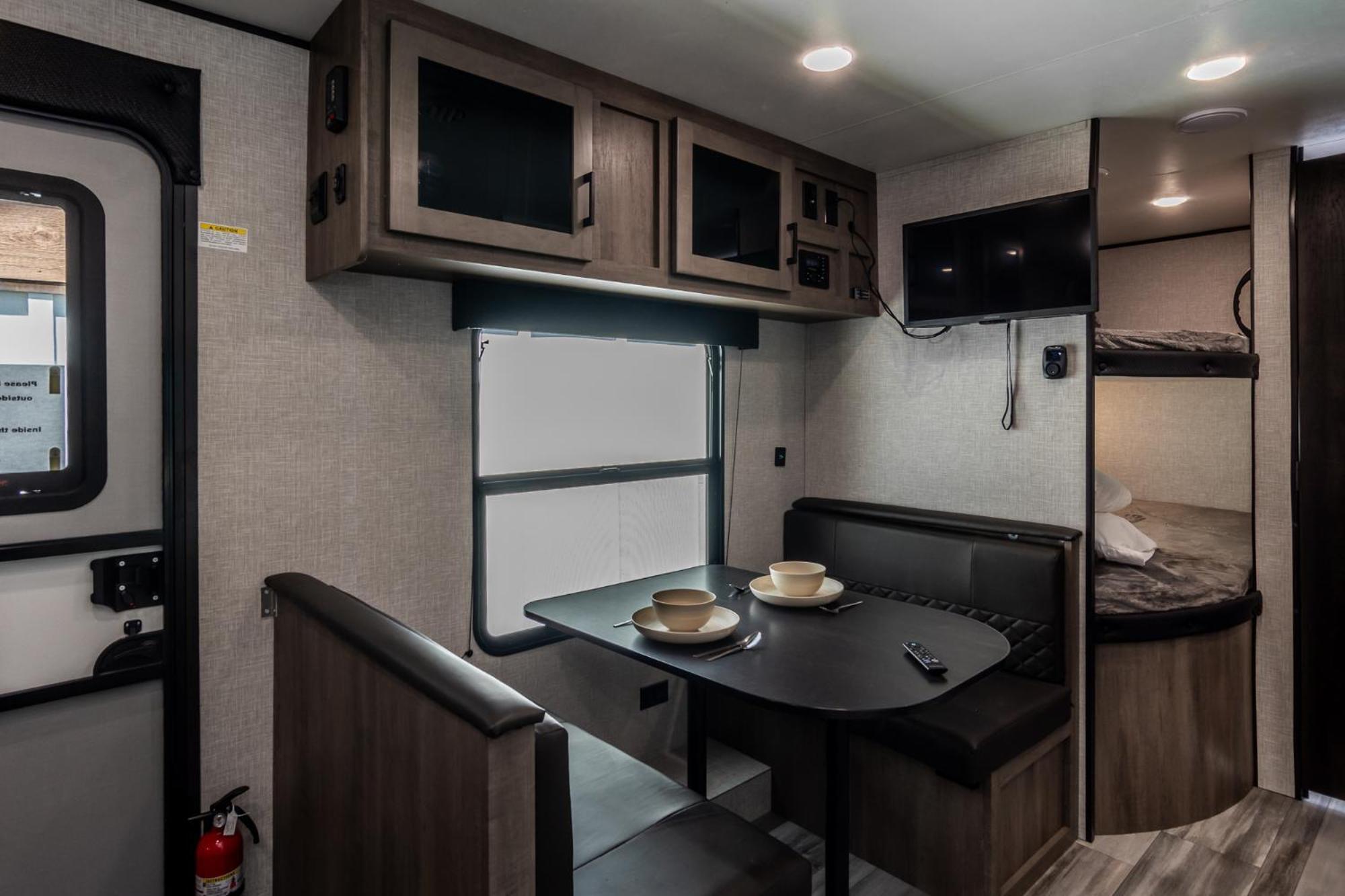 Hotel Chic Rv Retreat, Stunning Yard In Roseburg Exteriér fotografie