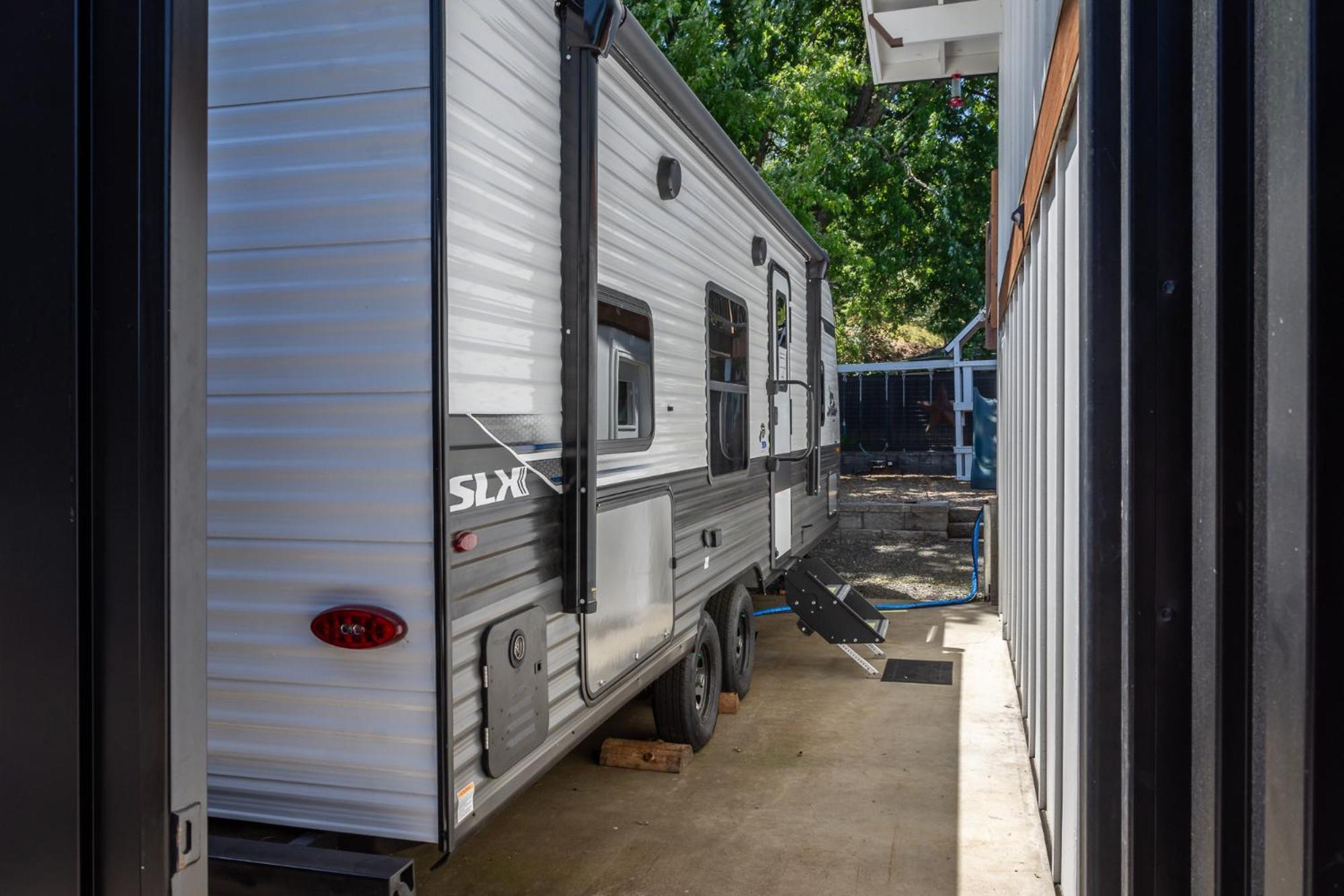 Hotel Chic Rv Retreat, Stunning Yard In Roseburg Exteriér fotografie