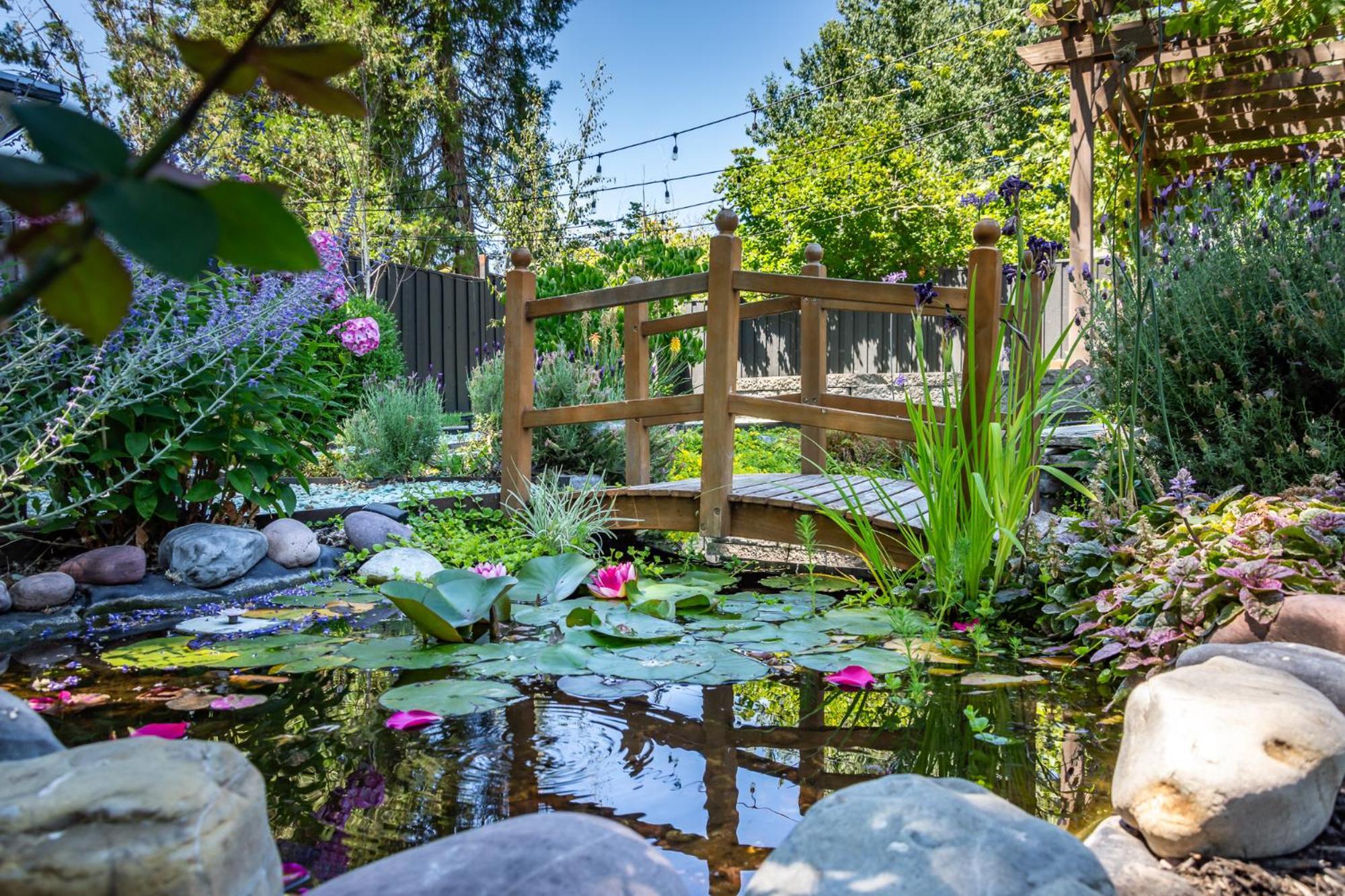 Hotel Chic Rv Retreat, Stunning Yard In Roseburg Exteriér fotografie