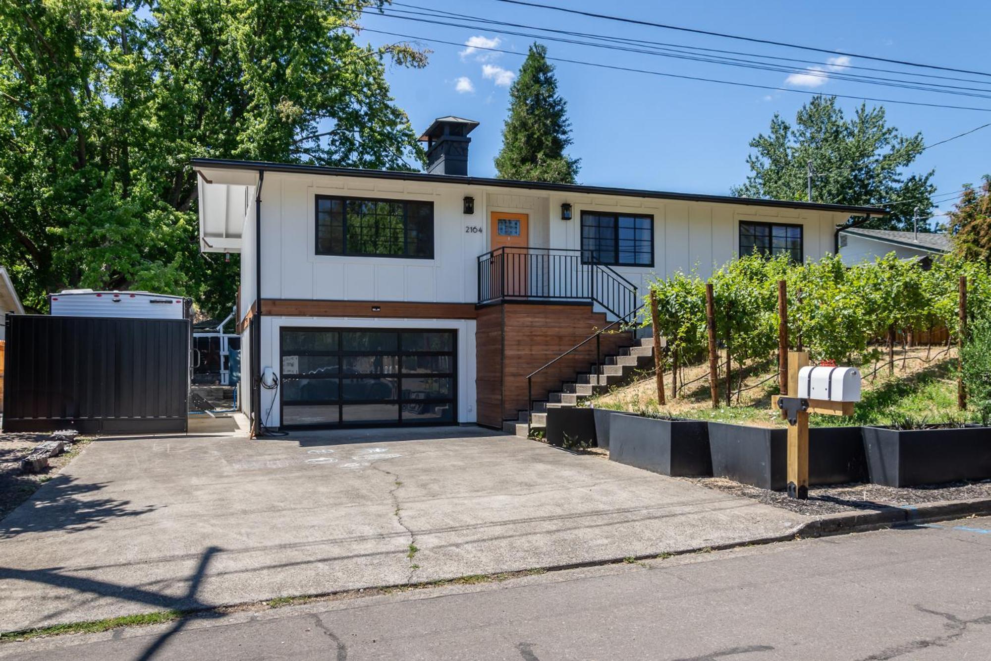 Hotel Chic Rv Retreat, Stunning Yard In Roseburg Exteriér fotografie