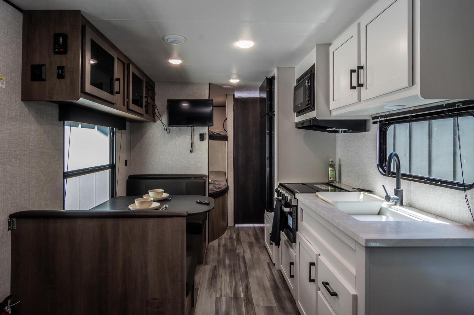 Hotel Chic Rv Retreat, Stunning Yard In Roseburg Exteriér fotografie